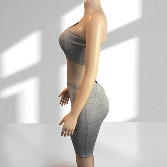 Women Waist Cut Out Short Romper - Picture 4 of 7